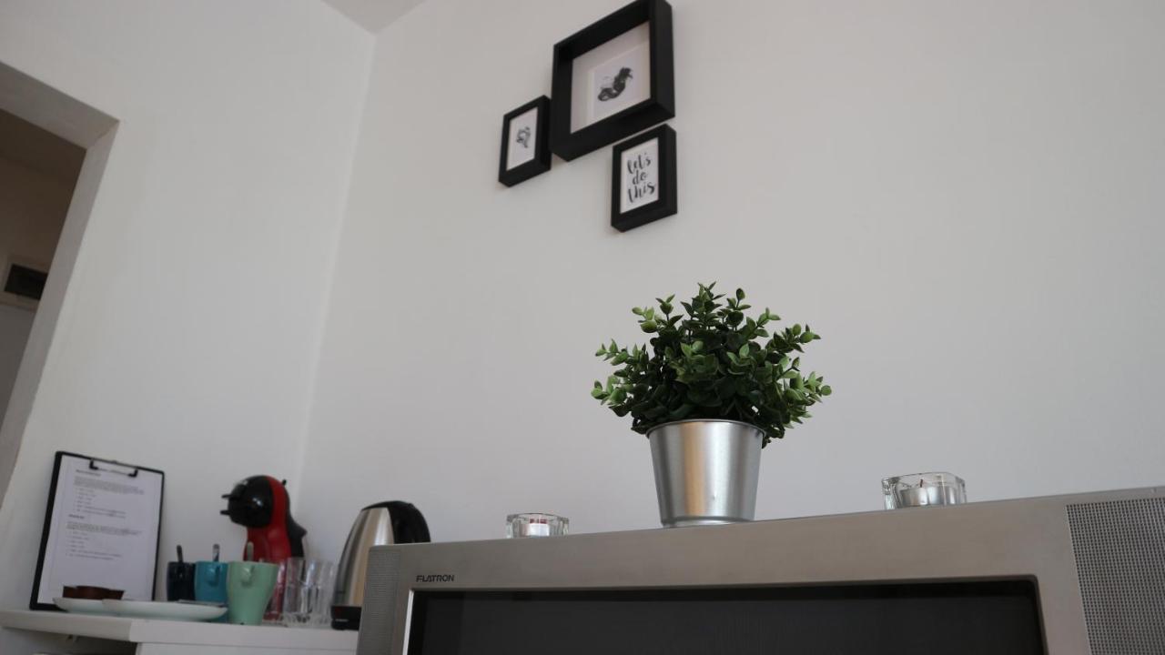 Viktoria Apartment *